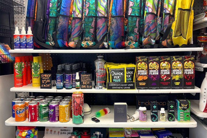 Marketplace Smoke and vape